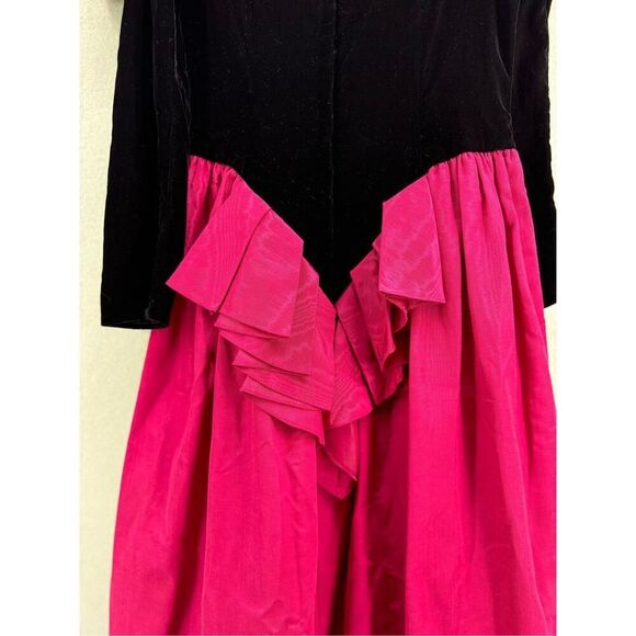 Vintage 80s Scott McClintock Off Shoulder Velvet Long Sleeve Party Dress - Picture 4 of 11